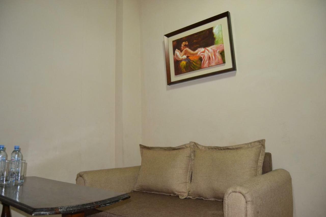 Hotel Imereti Tbilisi Exteriör bild