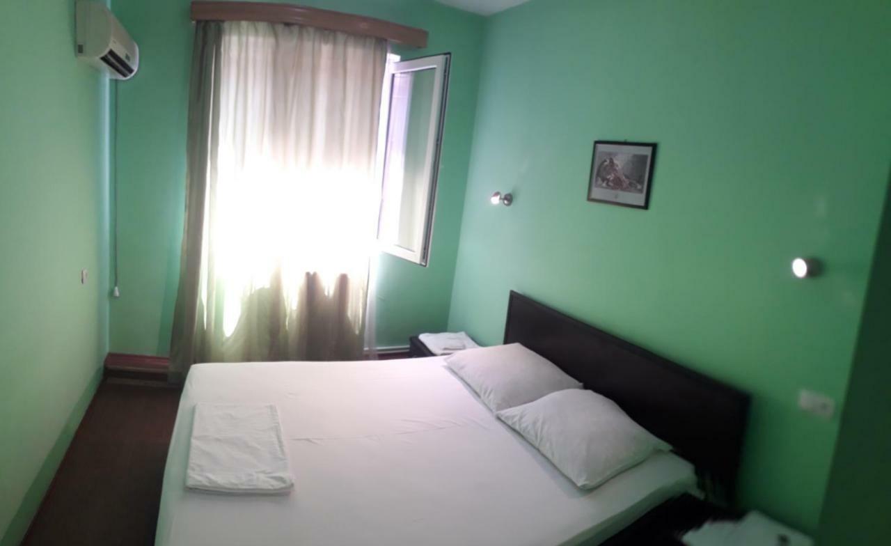 Hotel Imereti Tbilisi Exteriör bild